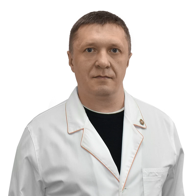 Врач маммолог Новокрещёнов Олег Владимирович